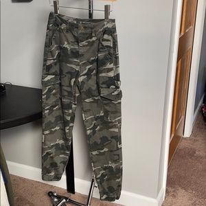 Camouflage cargo pant